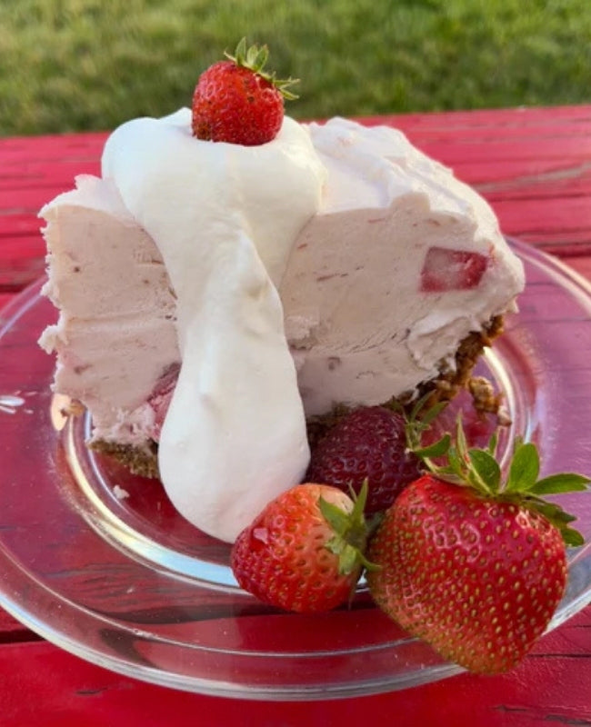 Summer Strawberry Cream Pie